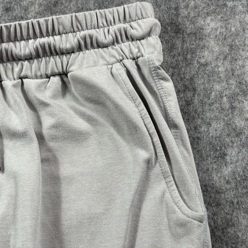 BKE Mens Gray Performance Fabric 8 in Inseam Shorts Size Small - Picture 9 of 12
